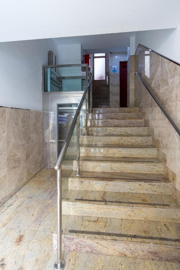 Mp5-Just Renovated Apartment Right On The Beach Малага Екстер'єр фото